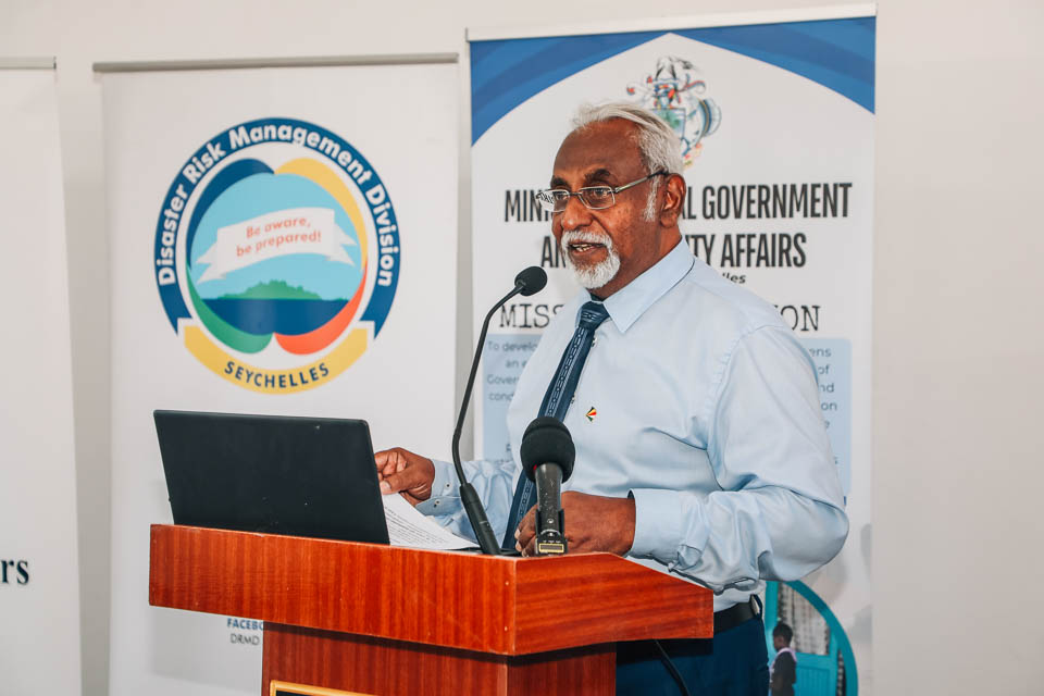 Innenminister Errol Fonseka