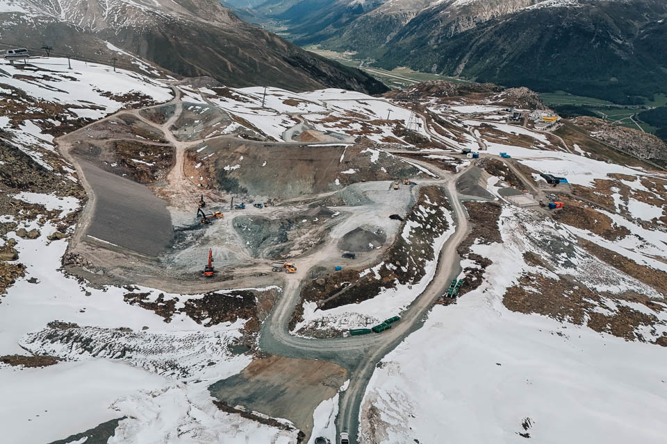 Aushub des Naturspeichersees auf 2’700 m ü. M.