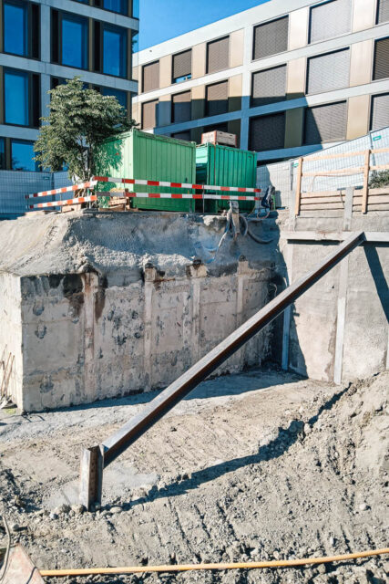 Abspiessung der Mikrorühlwand mit HEB-Trägern