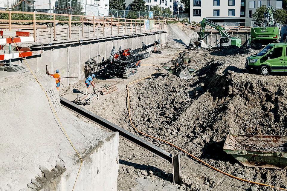 Mikrorühlwand wird rückverankert