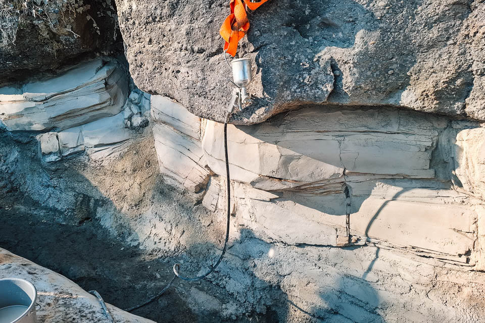 Kunstfels (nachher), ausstehende Farbgestaltung